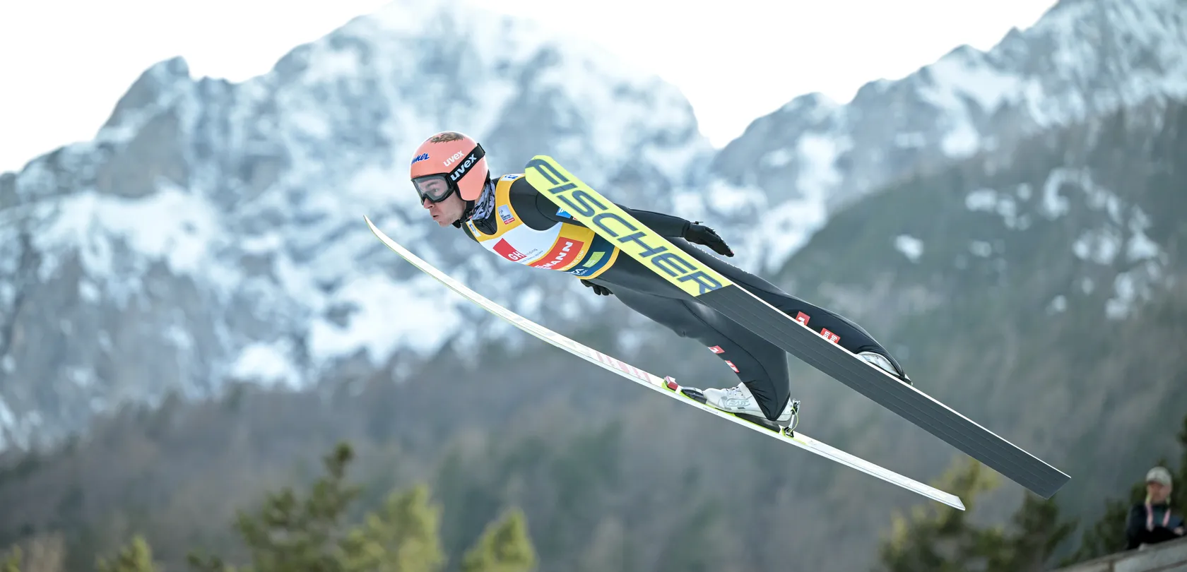 FIS Ski Jumping World Cup 2025 Lahti: Top Crystal Globe Contenders