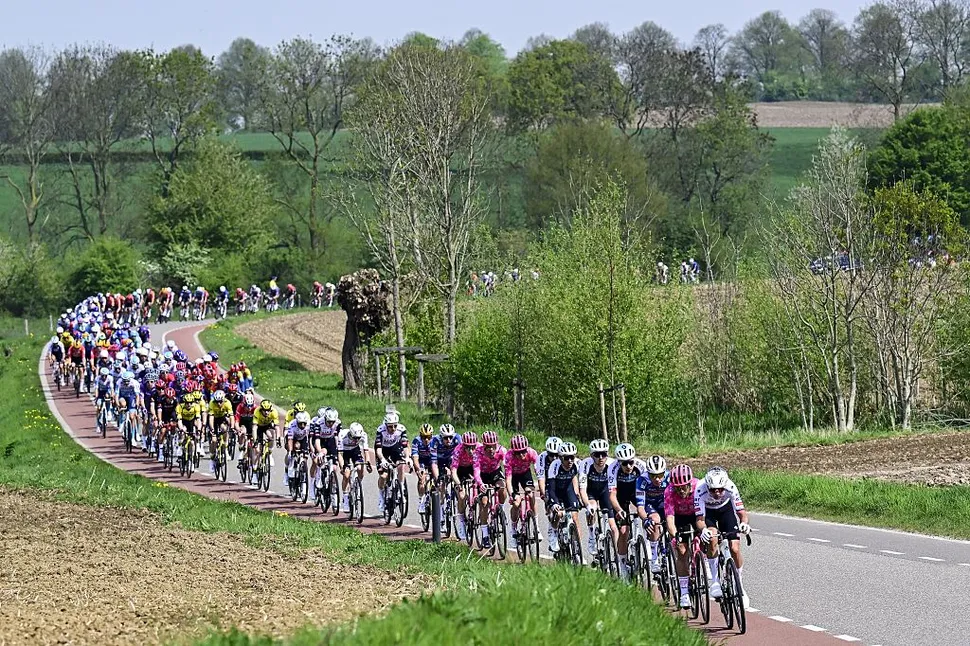 Denmark's Mattias Skjelmose Wins Amstel Gold Race 2025 In A Photo Finish