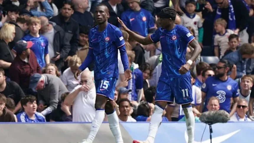 Premier League Chelsea Vs Everton Report: Jackson's Strike Keeps Blues In Contention For Champions League Spot