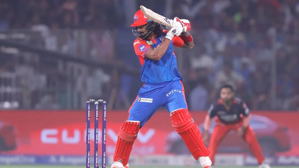 Abhishek Porel's Dropped Catch And Misfield Turns The Match In RCB's Favour