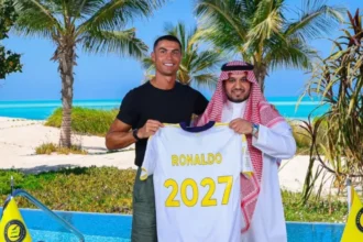 Cristiano Ronaldo Signs Record-Breaking Al-Nassr Deal Worth ₹2,000 Crore Annually