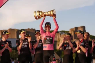 Simon Yates Wins His First Ever Giro d'Italia ; Check Finals Results
