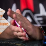Why Do Esports Players Use Hand Warmers? The Simple Science Behind It