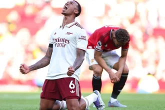 Arsenal Edge Manchester United As Ruben Amorim’s Goalkeeping Gamble Backfires