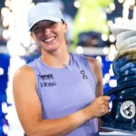 Iga Swiatek Lifts Cincinnati Open Trophy, Inches Closer To No.1 Ranking