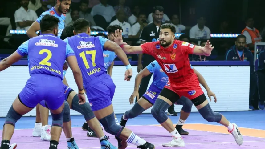 Dabang Delhi vs Bengal Warriorz: Ashu Malik's Heroics Seal Win