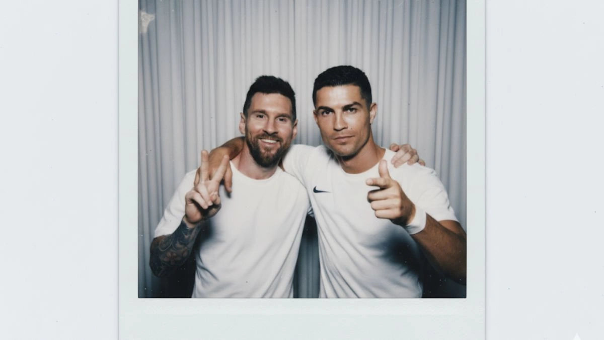 How To Create Polaroid-Style AI Photo With Lionel Messi Using Google Gemini