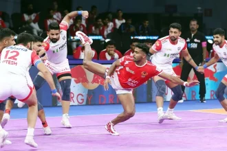 Gujarat Giants vs UP Yoddhas: Rakesh's 20-Point Heroics Seal Thrilling 41-39 Victory