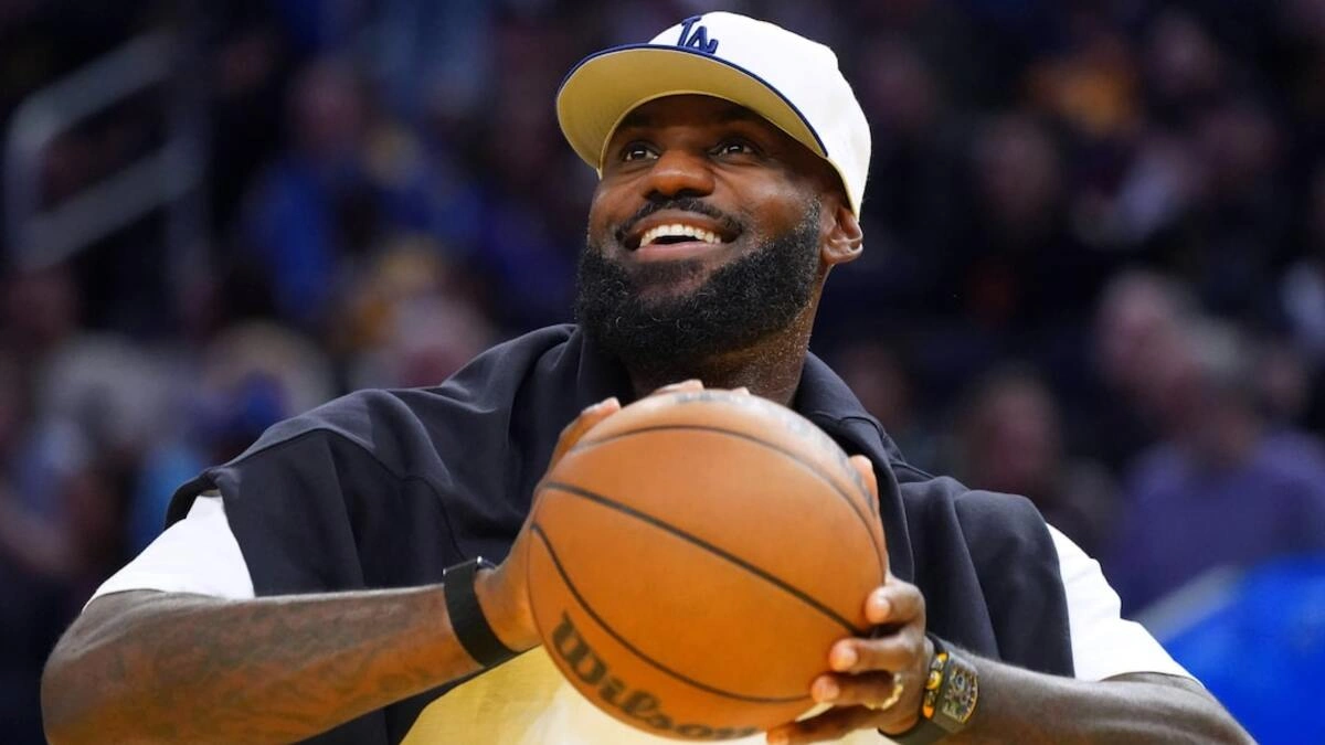 NBA: Top 4 Youngest MVPs of All-Time