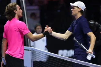 Jannik Sinner Crushes Tsitsipas At Six Kings Slam, To Face Djokovic In Semis