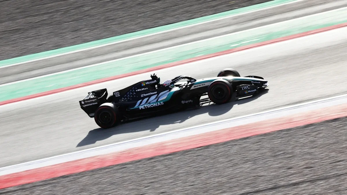 Mercedes W17
