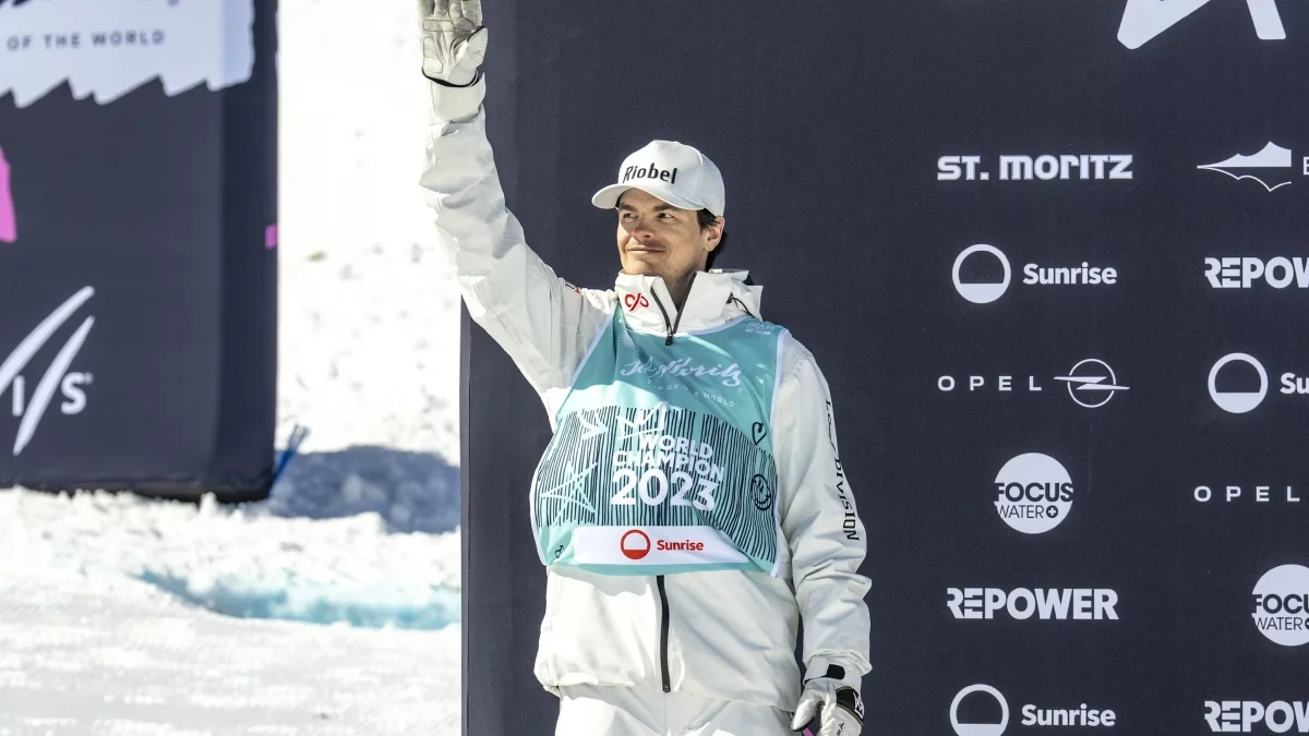 Freestyle Skiing vs Alpine Skiing 