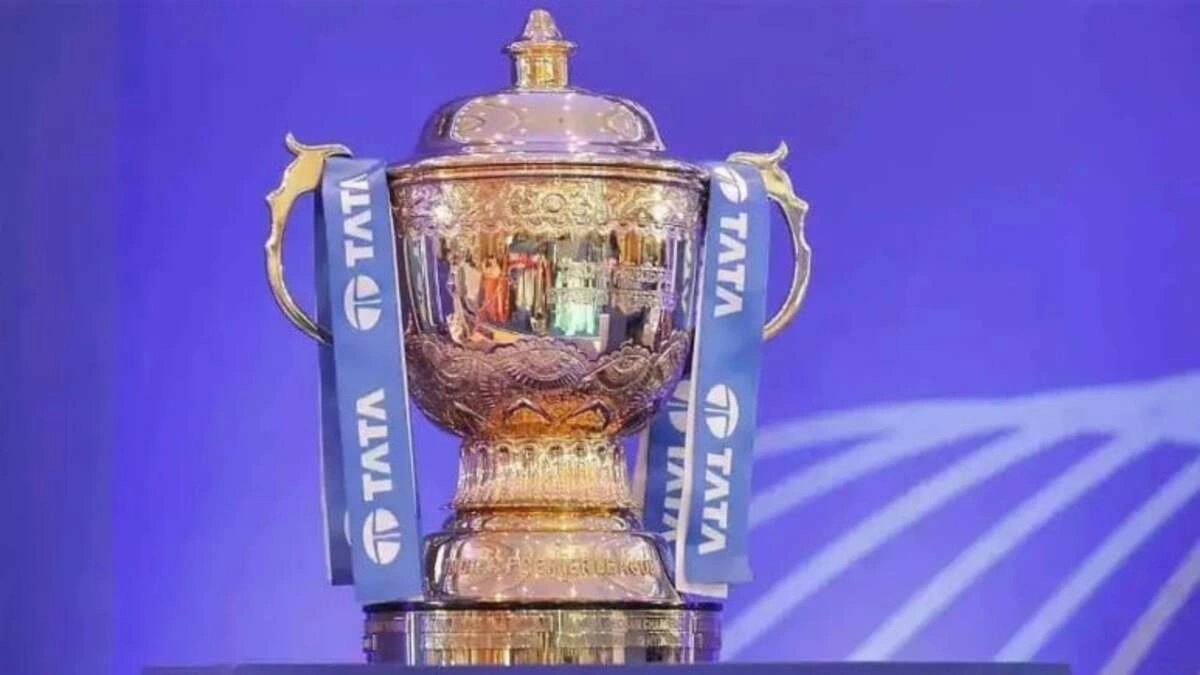 IPL : Top 4 Batsmen With Most Runs Scored in Death Overs